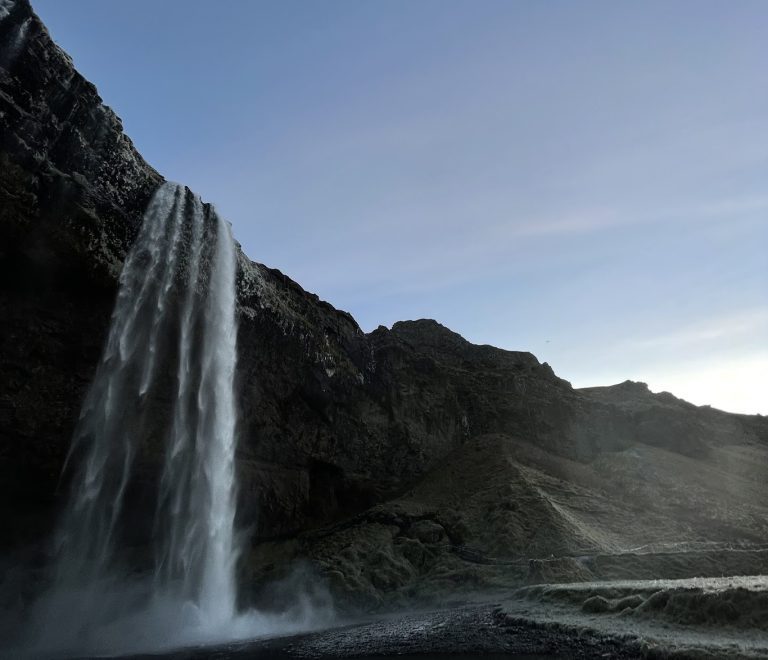 Cascade de Seljalandsfoss 