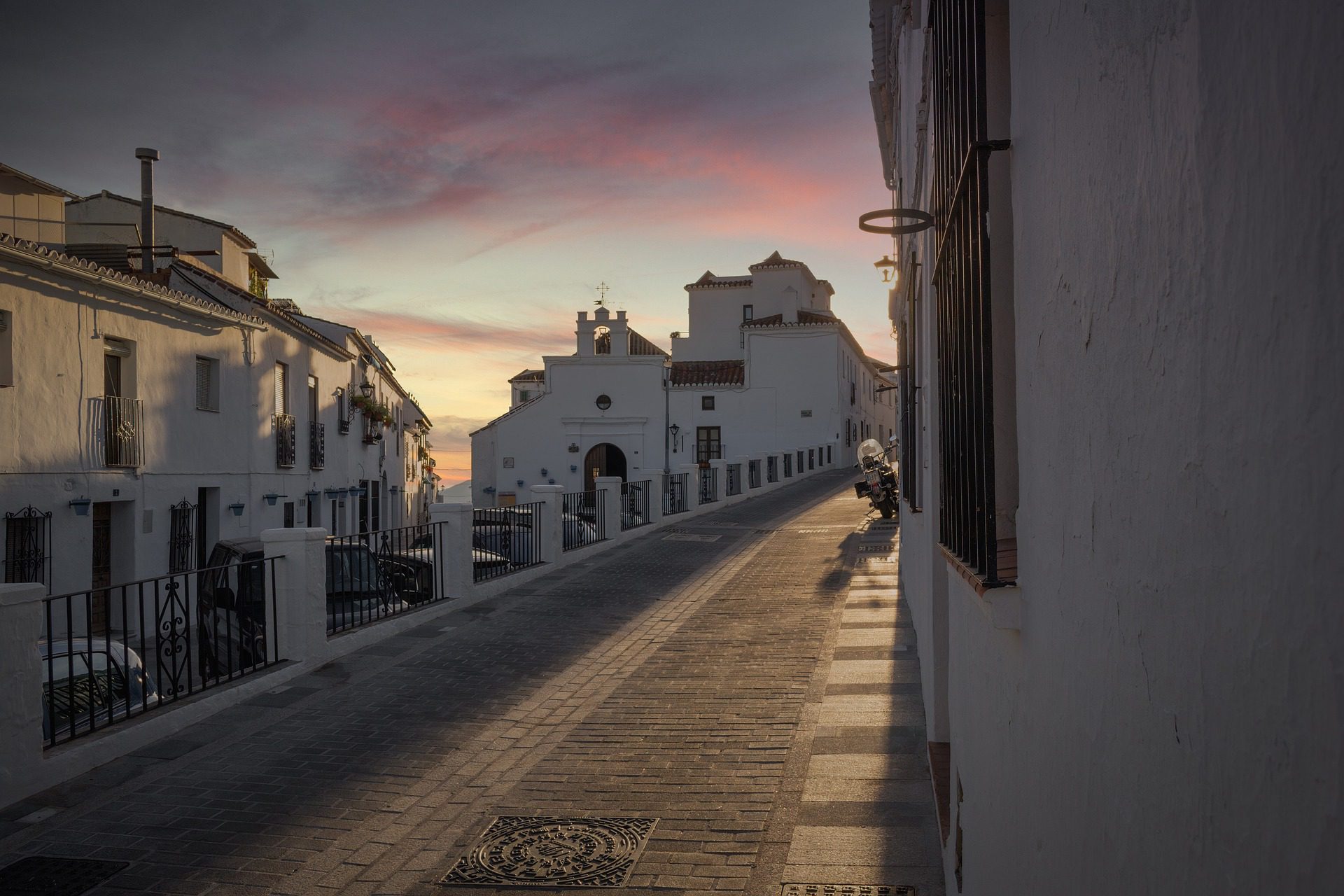 rue ensoleillée coucher de soleil