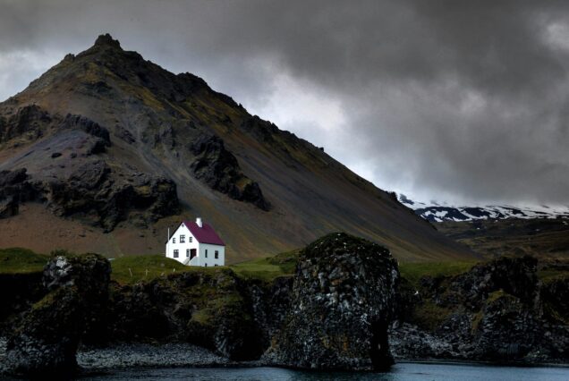 Maison seule, Islande