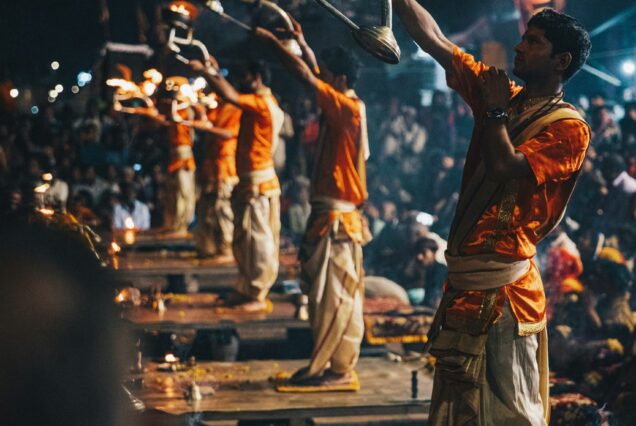 Spectacle, Inde