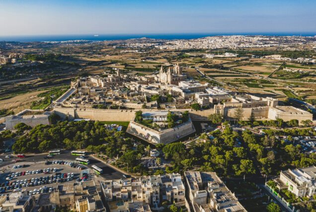 Ville citadelle vue de drone, Malte