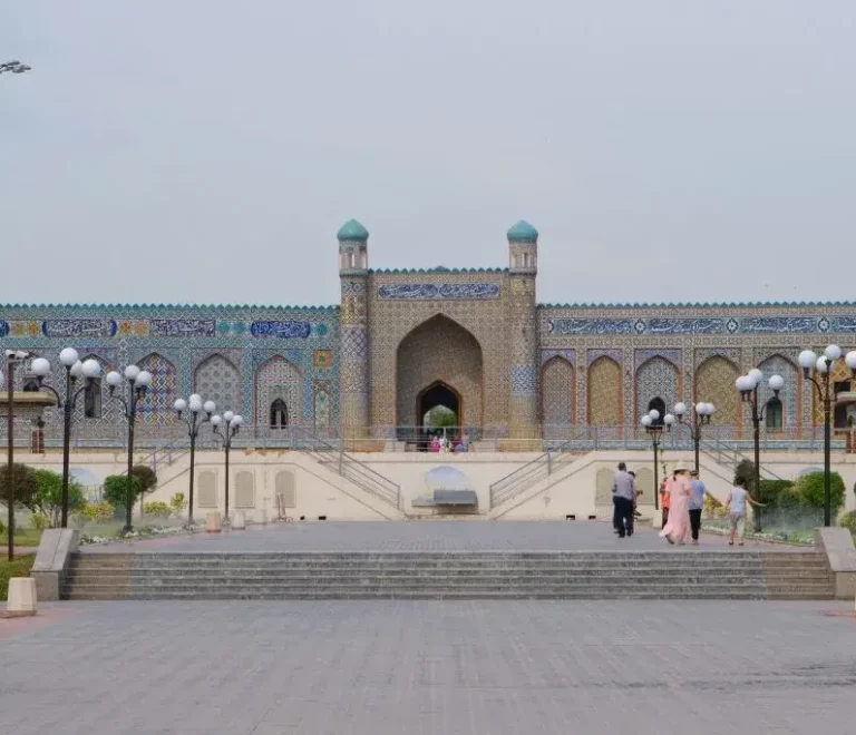 entrée d'un bâtiment ouzbek, Ouzbekistan