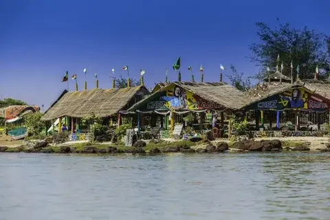Magasin au bord de l'eau Sénégal