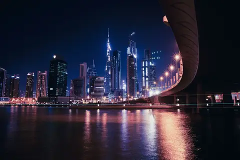 Dubaï de nuit, émirats-arabes-unis