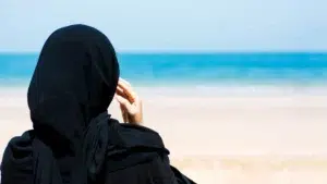 femme musulmane de dos